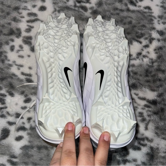 Nike Lacrosse Cleats - Picture 9 of 11